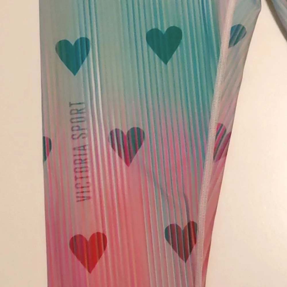 🌈OFFER💕Victoria's Secret VICTORIA SPORT Knockout Ombre Rainbow Heart Leggings - Picture 9 of 10